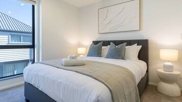 Iron/ironing board, travel cot, WiFi, bed sheets