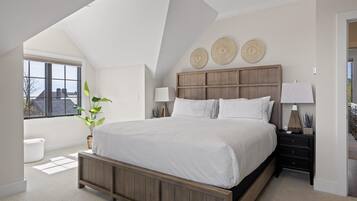 WiFi, bed sheets