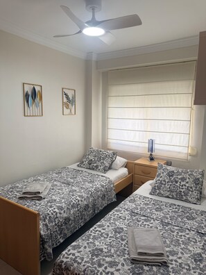 2 Schlafzimmer, Bügeleisen/Bügelbrett, WLAN, Bettwäsche
