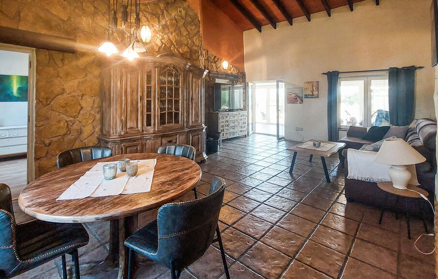 Gorgeous Home In Dolores - Dolores