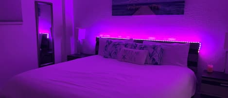 1 bedroom, in-room safe, iron/ironing board, WiFi (free)
