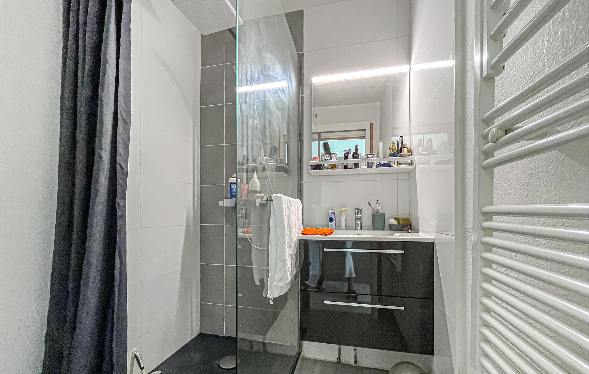Awesome Apartment In Antibes Les Pins With House Sea View - 昂蒂布