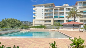 Pool - Awesome apartment in Antibes Les Pins with house sea view (Antibes Les Pins)