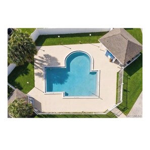 Pool - Waterfront Townhome on Tsala Apopka Chain of Lakes, 2 min to Downtown Inverness (Inverness)