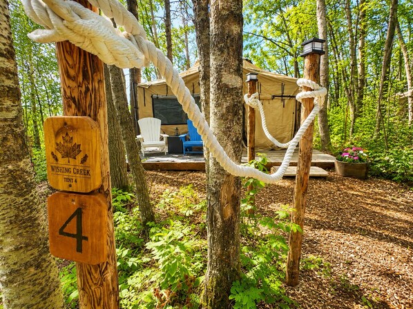 Terrace/patio - HFF Farm Glamping Resort — 140 Acres of Alberta Beach Adventure (Alberta Beach)
