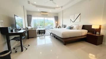 Habitación Deluxe doble, balcón, vistas a la montaña | Caja fuerte y wifi gratis