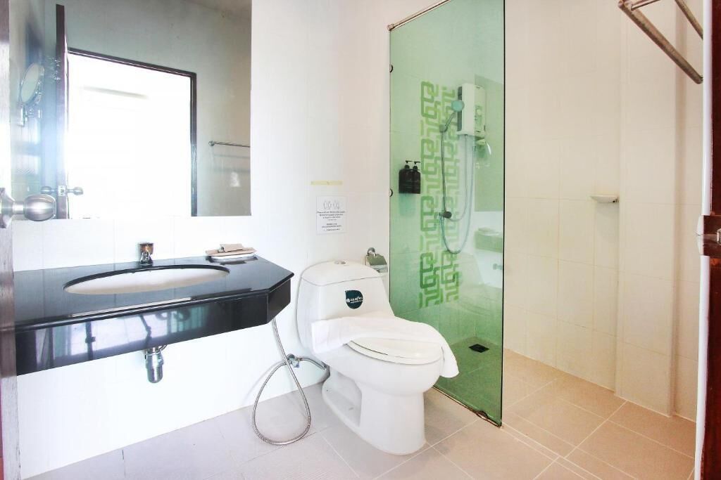 Deluxe Double Room, Balcony, Mountain View | Bathroom | Hair dryer, slippers, towels, soap
