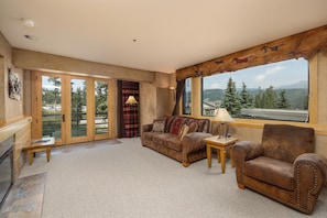 Living area - Ski-in/ski-out! Big Sky Resort! Community Pool/Hot Tub! (Big Sky)