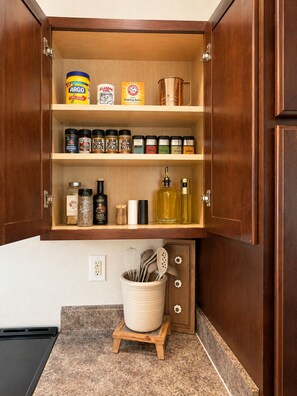 Interior - Ultimate Family Getaway - Hot Tub • Gym • Game Room • Amazing Views (Hermosa)
