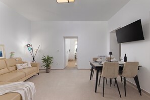 Living and dining room - Seaview and Terrace Apartment La Vita, Kostrena, Croatia (Kostrena)