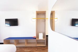 Unclassified image, 3 of 17, button - The Iris Motel - King Room (Nashville)