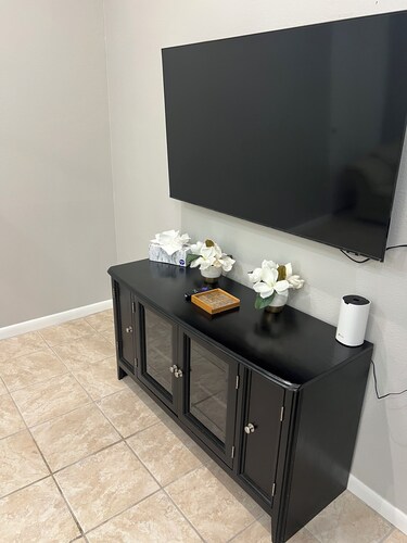 Peaceful 1-bedroom apartment with AC in lovely Conroe