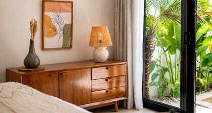 Villa Luli Balangan 2-bedroom with Private Pool, CoWork for surfer and family