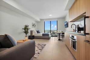 Deluxe Studio, Ocean View | Living area - Prime City Suites (Miami)
