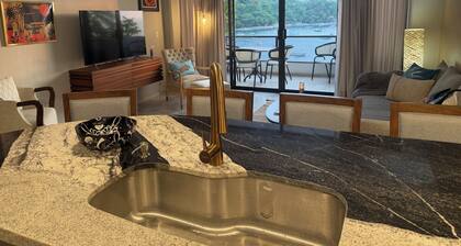 Located right on the water! Modern 1-bedroom condo in tranquil Mismaloya