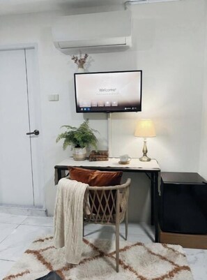 Interior - SET-2 (Karon)