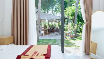 Standard Bungalow, Garden View | Laptop workspace, WiFi (free), bed sheets