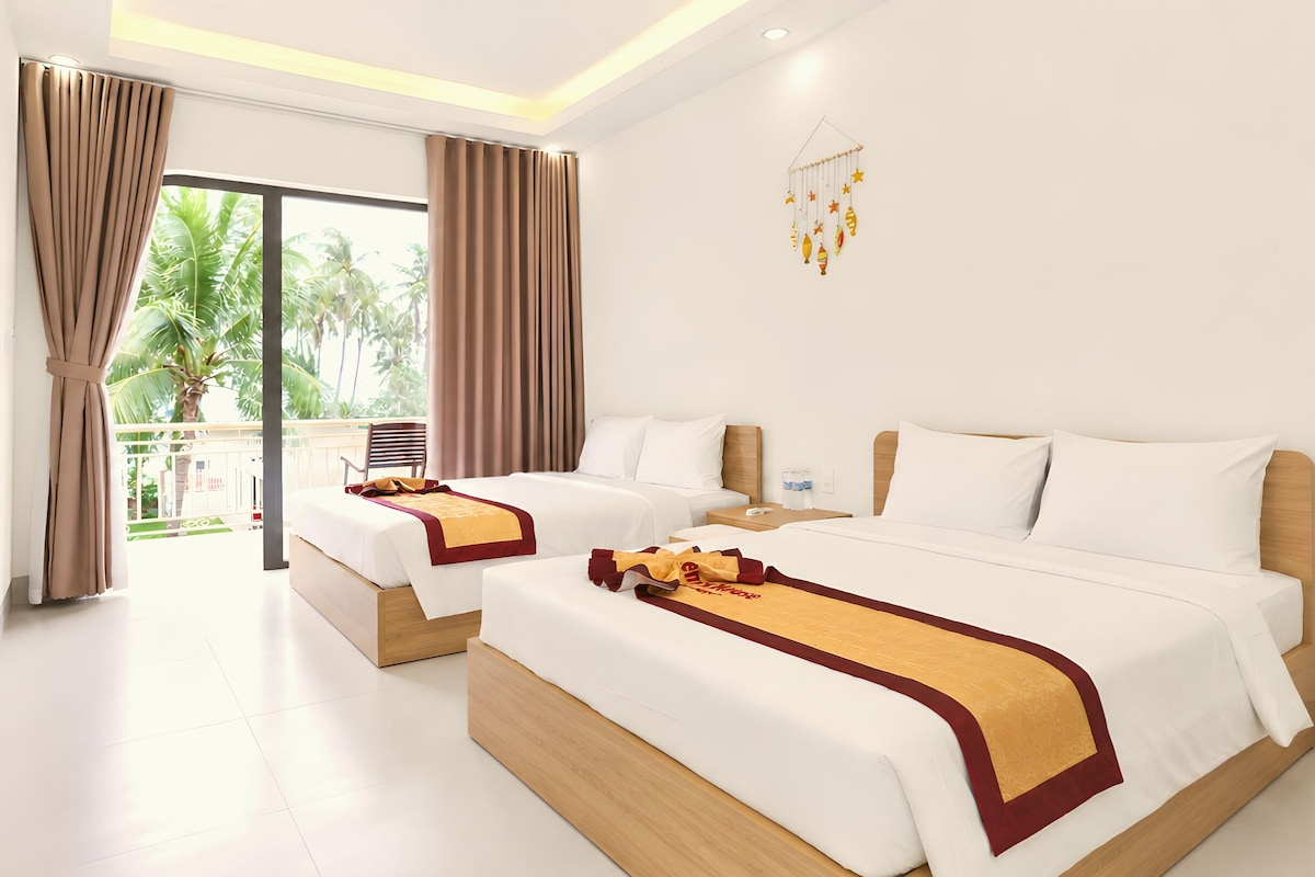 Family Villa, Pool View | Laptop workspace, WiFi (free), bed sheets