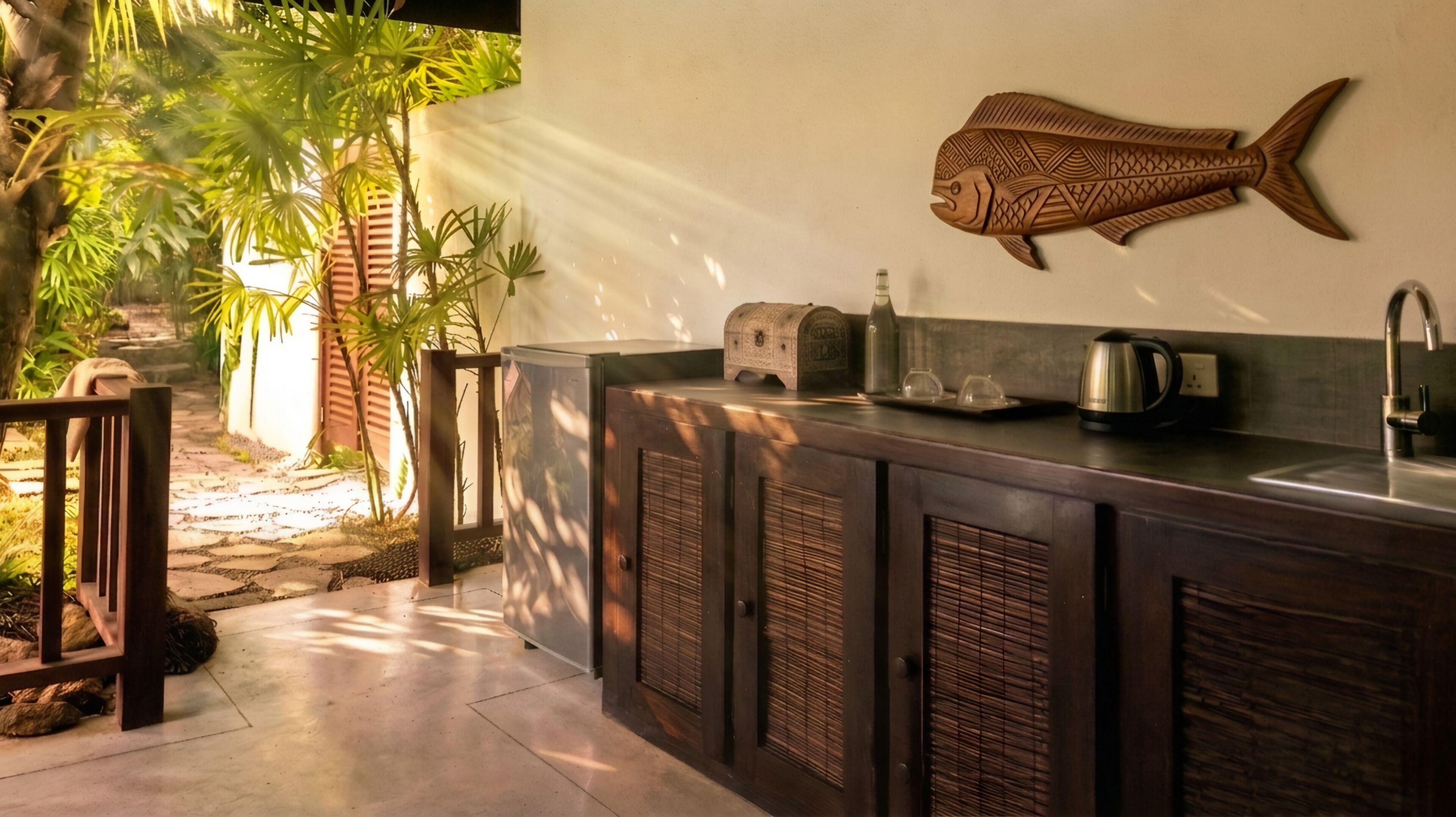 Villa romántica, piscina privada | Cocina privada | Frigorífico pequeño y hervidor eléctrico
