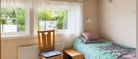 4 bedrooms
