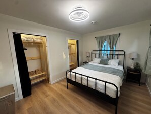 1 Schlafzimmer, Bügeleisen/Bügelbrett, WLAN, Bettwäsche