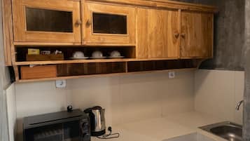 Superior Villa, Balcony, Ocean View | Private kitchen