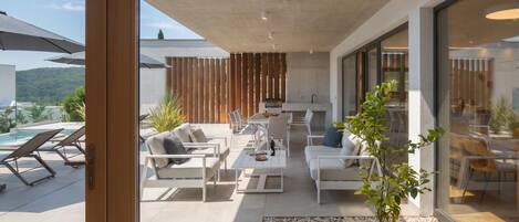 Standard Villa, 4 Bedrooms, Fireplace (Villa Saturea) | Outdoor dining