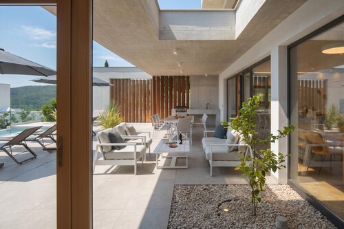 Villa Saturea With Pool & Sauna Near Rabac