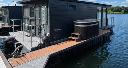 Péniche unique avec bain à remous pour deux