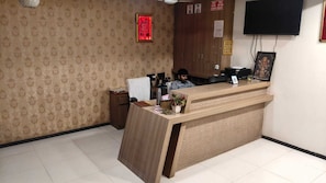 Lobby - Hotel Royal Stay (Valsad)