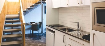 Sojourn Apartment Hotel Riddiford Street Limited