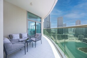 Apartment, Balkon, Meerblick | Unterkunftsgelände