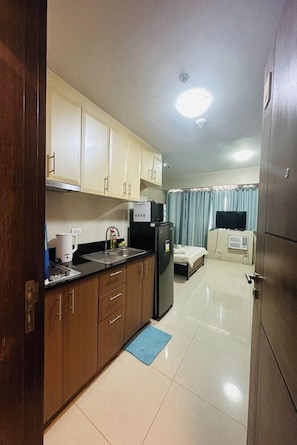 Interior - Dels Condotel by Zuzu (Pasay)