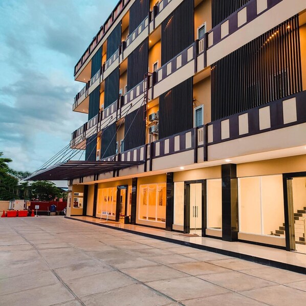 Exterior - Vitta Hotel Manokwari (Manokwari)