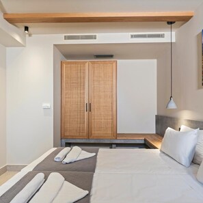Ảnh chưa phân loại, 4 trong số 81 ảnh, nút