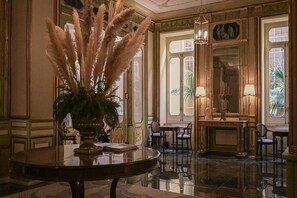 Lobby - Costa Borgo Ragusa (Ragusa)