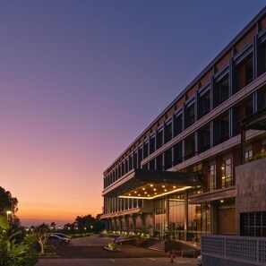 Exterior - Laska Hotel and Resort Ciater (Ciater)