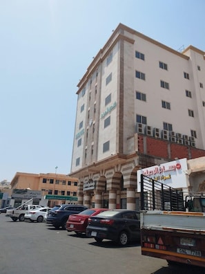 Exterior - Almarzam Hotel (Madinah)