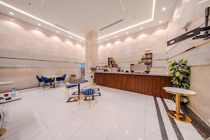 Dining - Almarzam Hotel (Madinah)