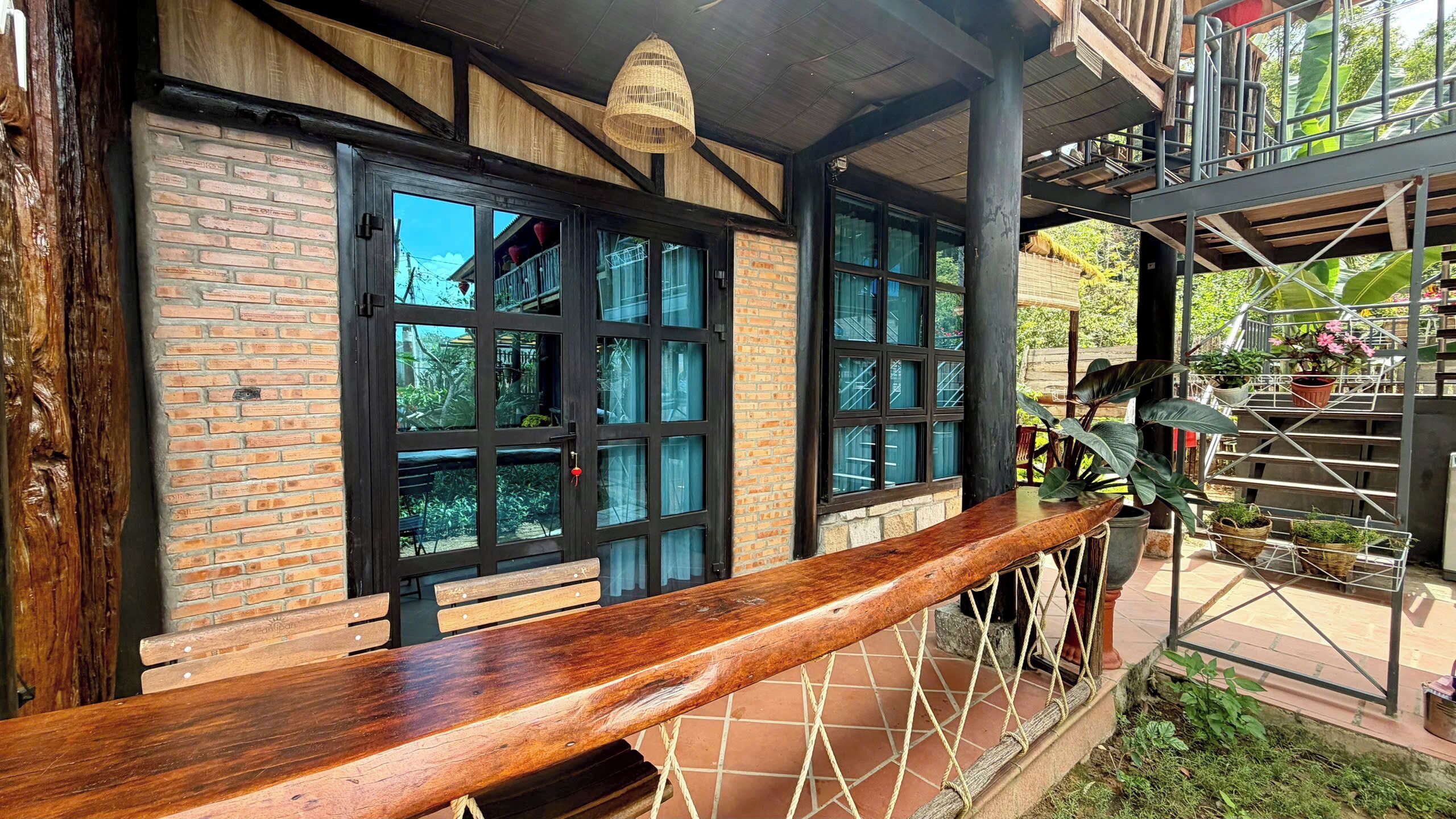 Basic Double Room, Garden View | Outdoor dining