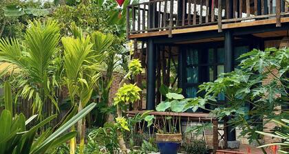 Lam Mountain Retreat
