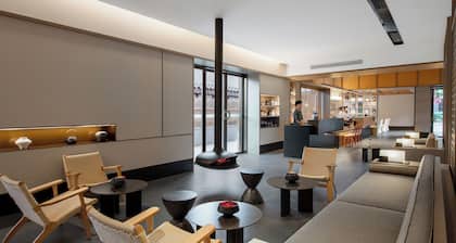 Yinmo Hotel