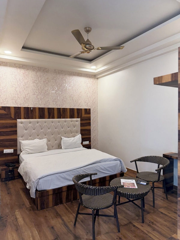 The Carnation Hotel & Resort - Jaipur