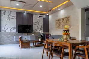 วิลล่า, 3 ห้องนอน | ร้านอาหาร | บริการอาหารเช้า อาหารกลางวัน อาหารเย็น และบรันช์