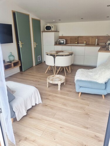 Chalet Cosy avec SPA & Piscine au calme