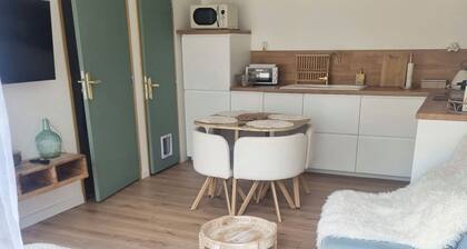 Chalet Cosy avec SPA & Piscine au calme