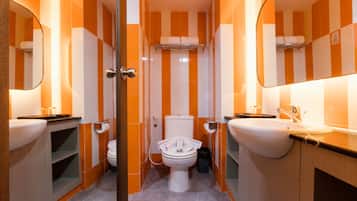 Shower, free toiletries, towels, soap