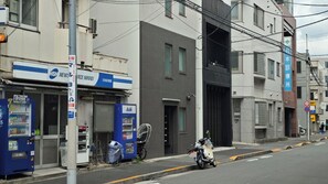 Unclassified image, 2 of 45, button - Nishisugamo Hotel (Tokyo)