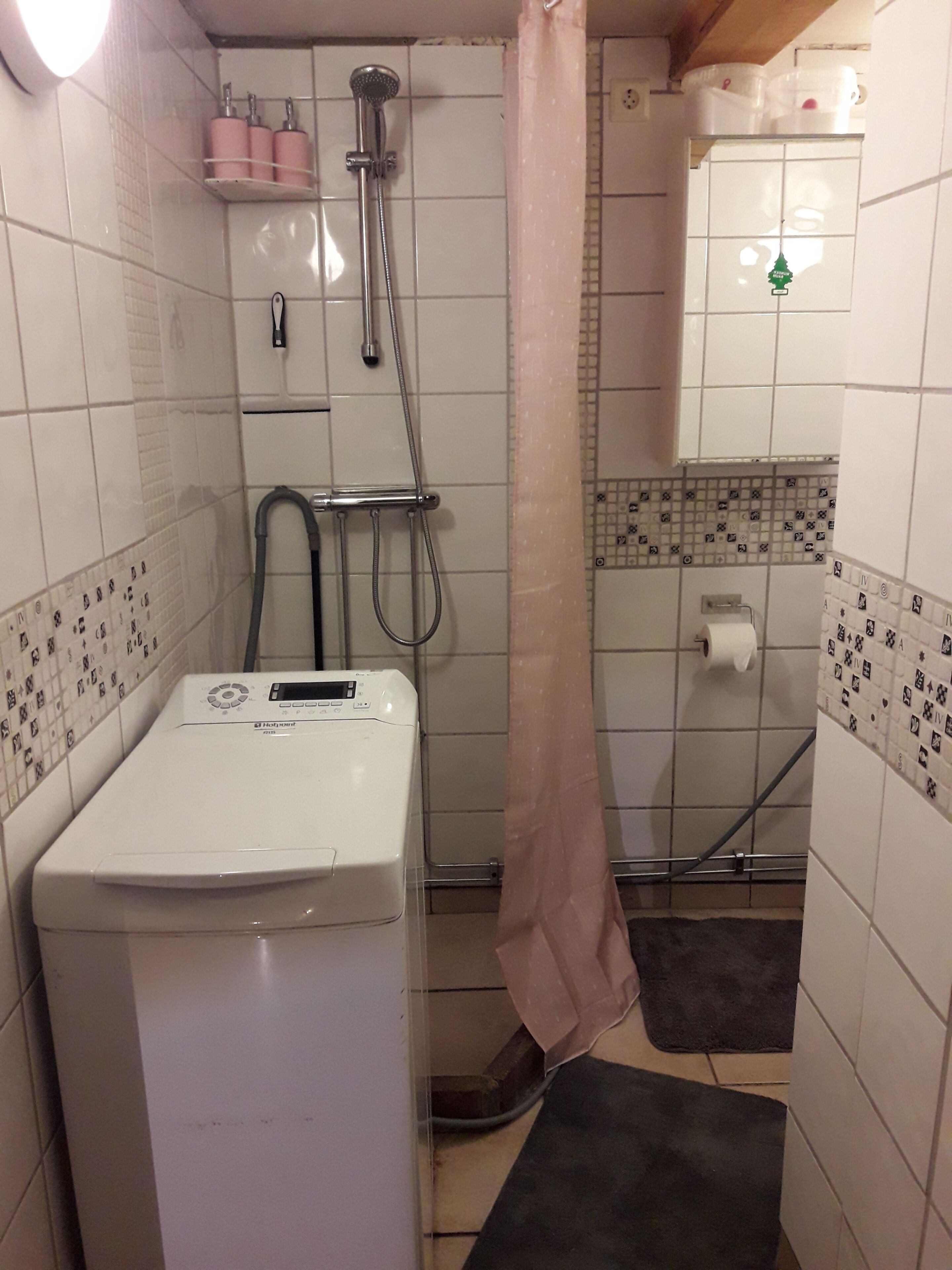 Towels, soap, toilet paper