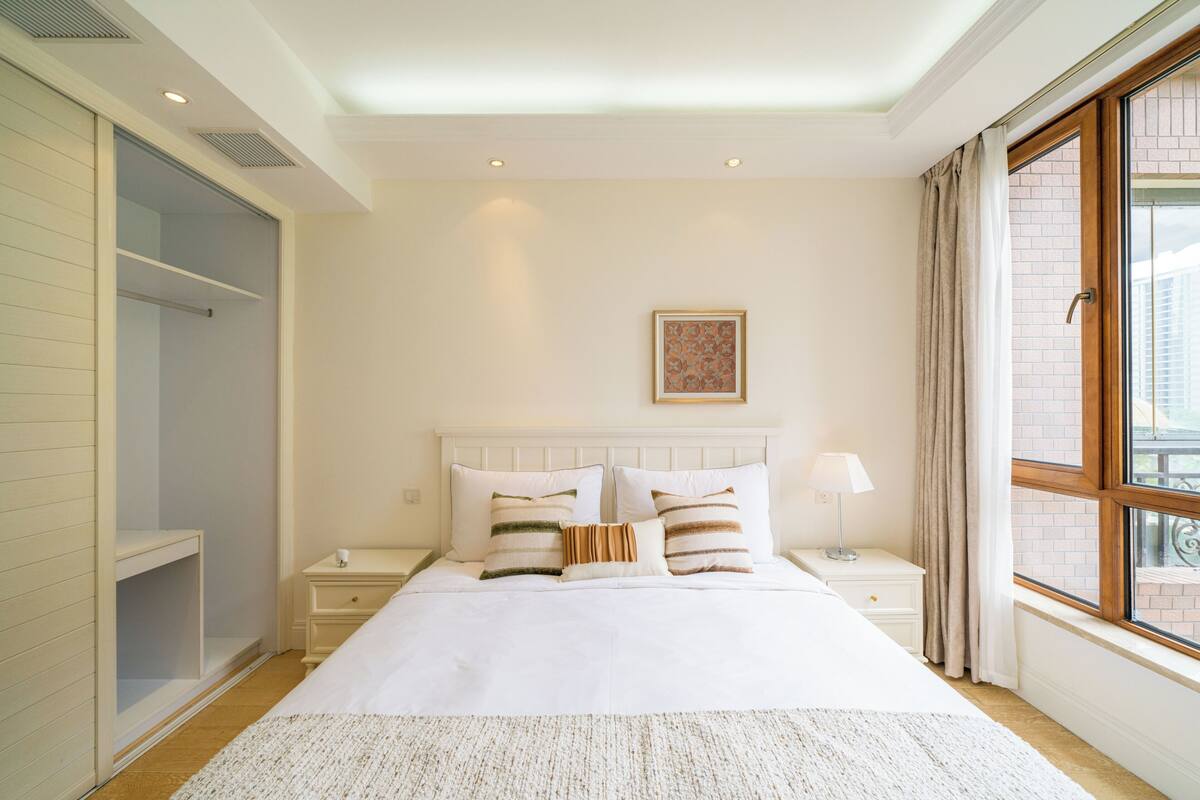 Family Apartment, 3 Bedrooms, Non Smoking, City View | Blackout curtains, soundproofing, free WiFi